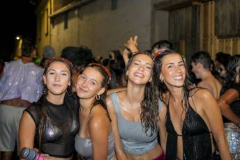 Fotogalería Desfile de Peñas en Bernardos 88 Desfile de Peñas en Bernardos