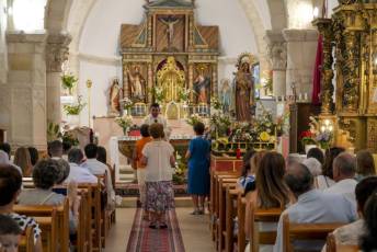 Fotogalería Misa y Procesión Nuestra Señora del Rosario en Ortigosa del Monte 44 Misa y Procesión Nuestra Señora del Rosario en Ortigosa del Mo