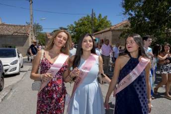 Fotogalería Misa y Procesión Nuestra Señora del Rosario en Ortigosa del Monte 48 Misa y Procesión Nuestra Señora del Rosario en Ortigosa del Mo