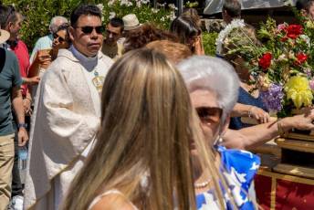 Fotogalería Misa y Procesión Nuestra Señora del Rosario en Ortigosa del Monte 25 Misa y Procesión Nuestra Señora del Rosario en Ortigosa del Mo