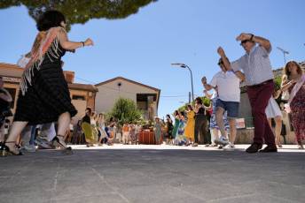 Fotogalería Misa y Procesión Nuestra Señora del Rosario en Ortigosa del Monte 49 Misa y Procesión Nuestra Señora del Rosario en Ortigosa del Mo