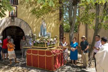 Fotogalería Misa y Procesión Nuestra Señora del Rosario en Ortigosa del Monte 2 Misa y Procesión Nuestra Señora del Rosario en Ortigosa del Mo