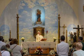 Fotogalería Procesión San Roque en Valdevacas y Guijar 28 Misa y Procesión San Roque en Valdevacas Y Guijar
