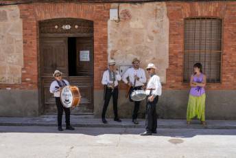 Fotogalería Procesión San Roque en Valdevacas y Guijar 43 Misa y Procesión San Roque en Valdevacas Y Guijar