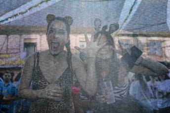 Fotogalería Pregón y Desfile de Peñas Barrio San Lorenzo 84 Pregón Fiestas Barrio San Lorenzo