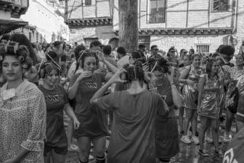 Fotogalería Pregón y Desfile de Peñas Barrio San Lorenzo 77 Pregón Fiestas Barrio San Lorenzo