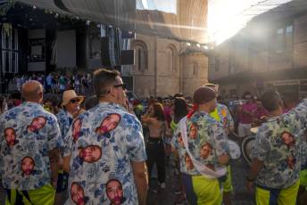 Fotogalería Pregón y Desfile de Peñas Barrio San Lorenzo 59 Pregón Fiestas Barrio San Lorenzo