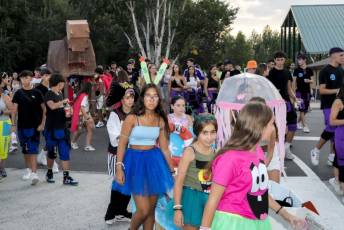 Fotogalería Desfile de Carrozas y Pregón Fiestas en Hontanares de Eresma 28 Pregón Fiestas en Hontanares de Eresma