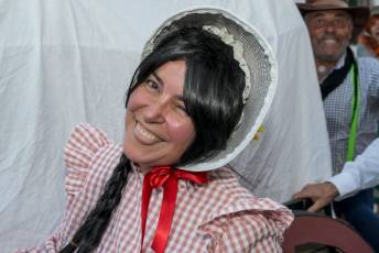 Fotogalería Desfile de Carrozas y Pregón Fiestas en Hontanares de Eresma 63 Pregón Fiestas en Hontanares de Eresma