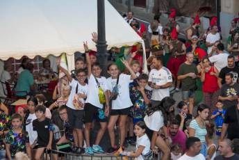 Fotogalería Desfile de Carrozas y Pregón Fiestas en Hontanares de Eresma 48 Pregón Fiestas en Hontanares de Eresma