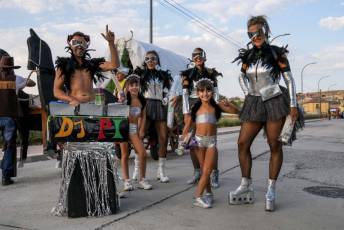 Fotogalería Desfile de Carrozas y Pregón Fiestas en Hontanares de Eresma 43 Pregón Fiestas en Hontanares de Eresma