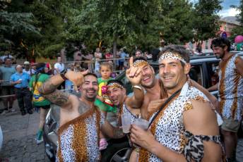 Fotogalería Pregón Fiestas y Desfile de Peñas en La Granja de San Ildefonso 133 Pregón Fiestas y Desfile de Peñas en La Granja