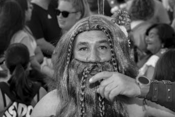 Fotogalería Pregón Fiestas y Desfile de Peñas en La Granja de San Ildefonso 12 Pregón Fiestas y Desfile de Peñas en La Granja