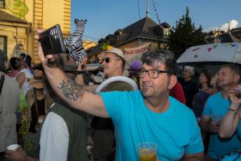 Fotogalería Pregón Fiestas y Desfile de Peñas en La Granja de San Ildefonso 115 Pregón Fiestas y Desfile de Peñas en La Granja