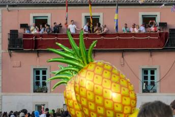 Fotogalería Pregón Fiestas y Desfile de Peñas en La Granja de San Ildefonso 14 Pregón Fiestas y Desfile de Peñas en La Granja