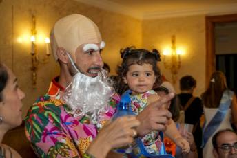 Fotogalería Pregón Fiestas y Desfile de Peñas en La Granja de San Ildefonso 100 Pregón Fiestas y Desfile de Peñas en La Granja