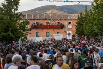 Fotogalería Pregón Fiestas y Desfile de Peñas en La Granja de San Ildefonso 23 Pregón Fiestas y Desfile de Peñas en La Granja