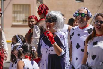 Fotogalería Pregón y Desfile de Peñas en La Lastrilla 51 Pregón y Desfile de Peñas en La Lastrilla
