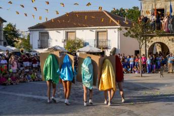 Fotogalería Pregón y Fiesta de Disfraces en Otero de Herreros 3 Pregón y Fiesta de Disfraces en Otero de Herreros