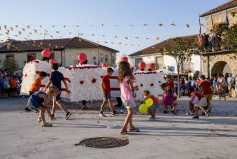 Fotogalería Pregón y Fiesta de Disfraces en Otero de Herreros 100 Pregón y Fiesta de Disfraces en Otero de Herreros