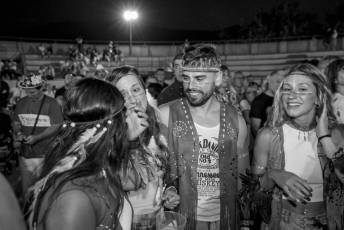 Fotogalería Procesión Nuestra Señora del Rosario, Desfile de Peñas y Pregón en Valsaín 112 Procesión Nuestra Señora del Rosario Desfile y Pregón en Vals