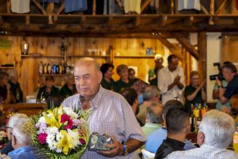 Fotogalería 50 Aniversario Peña el Tizo. Homenaje a Nuestros Mayores en Valsaín 119 50 Aniversario Peña El Tizo Homenaje a Nuestros Mayores en Vals