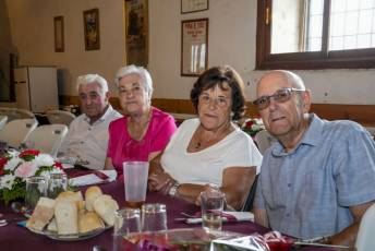 Fotogalería 50 Aniversario Peña el Tizo. Homenaje a Nuestros Mayores en Valsaín 30 50 Aniversario Peña El Tizo Homenaje a Nuestros Mayores en Vals