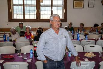 Fotogalería 50 Aniversario Peña el Tizo. Homenaje a Nuestros Mayores en Valsaín 76 50 Aniversario Peña El Tizo Homenaje a Nuestros Mayores en Vals