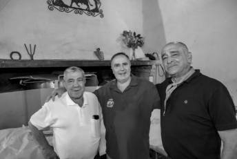 Fotogalería 50 Aniversario Peña el Tizo. Homenaje a Nuestros Mayores en Valsaín 118 50 Aniversario Peña El Tizo Homenaje a Nuestros Mayores en Vals