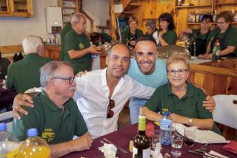 Fotogalería 50 Aniversario Peña el Tizo. Homenaje a Nuestros Mayores en Valsaín 44 50 Aniversario Peña El Tizo Homenaje a Nuestros Mayores en Vals