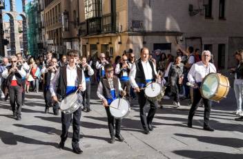 Fotogalería Concentración y Coronación de Isabeles 63 Fotografía: Miguel Angel Fernández