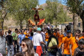 Fotogalería Entrada Portalón Cristo del Caloco en El Espinar 3 Entrada Portalón Cristo del Caloco en El Espinar