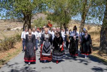 Fotogalería Entrada Portalón Cristo del Caloco en El Espinar 81 Entrada Portalón Cristo del Caloco en El Espinar