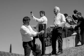Fotogalería Entrada Portalón Cristo del Caloco en El Espinar 24 Entrada Portalón Cristo del Caloco en El Espinar