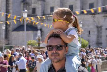 Fotogalería Entrada Portalón Cristo del Caloco en El Espinar 33 Entrada Portalón Cristo del Caloco en El Espinar