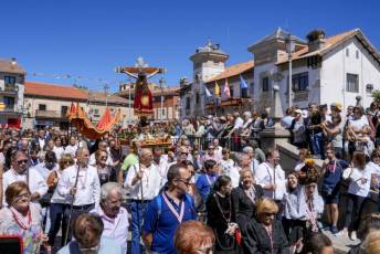 Fotogalería Entrada Portalón Cristo del Caloco en El Espinar 73 Entrada Portalón Cristo del Caloco en El Espinar