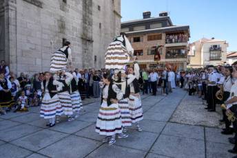 Fotogalería Entrada Portalón Cristo del Caloco en El Espinar 34 Entrada Portalón Cristo del Caloco en El Espinar
