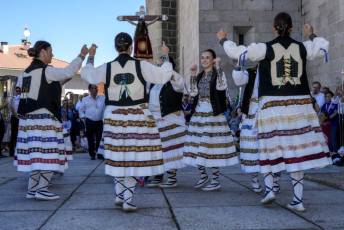 Fotogalería Entrada Portalón Cristo del Caloco en El Espinar 79 Entrada Portalón Cristo del Caloco en El Espinar