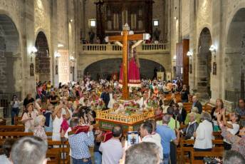 Fotogalería Entrada Portalón Cristo del Caloco en El Espinar 44 Entrada Portalón Cristo del Caloco en El Espinar