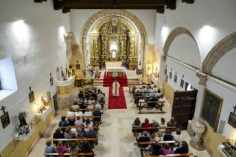 Fotogalería Misa y Procesión Virgen de Cerezuelo en Cerezo de Arriba 14 Misa y Procesión Virgen de Cerezuelo en Cerezo de Arriba