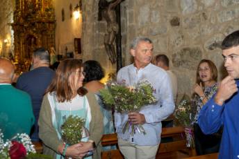 Fotogalería Fiestas en La Losa 30 Ofrenda Floral Virgen de Cepones en La Losa