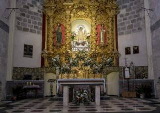 Fotogalería Ofrenda de los Cirios en Santa María La Real de Nieva 108 Ofrenda de los Cirios en Santa Maria la Real de Nieva