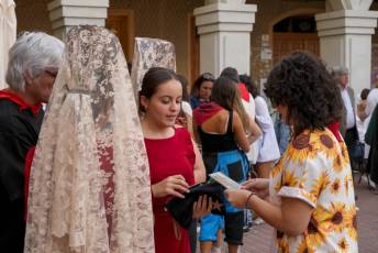 Fotogalería Ofrenda de los Cirios en Santa María La Real de Nieva 34 Ofrenda de los Cirios en Santa Maria la Real de Nieva