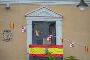 Fotogalería Ofrenda de los Cirios en Santa María La Real de Nieva 30 Ofrenda de los Cirios en Santa Maria la Real de Nieva