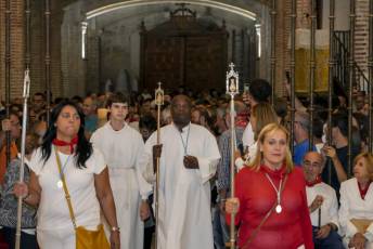 Fotogalería Ofrenda de los Cirios en Santa María La Real de Nieva 47 Ofrenda de los Cirios en Santa Maria la Real de Nieva