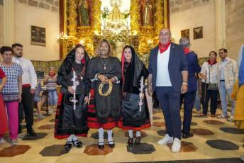 Fotogalería Ofrenda de los Cirios en Santa María La Real de Nieva 98 Ofrenda de los Cirios en Santa Maria la Real de Nieva