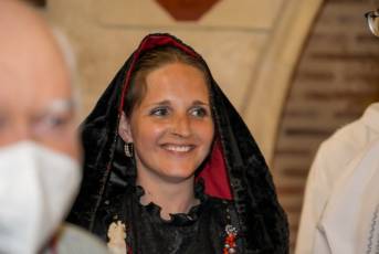 Fotogalería Ofrenda de los Cirios en Santa María La Real de Nieva 106 Ofrenda de los Cirios en Santa Maria la Real de Nieva
