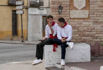 Fotogalería Ofrenda de los Cirios en Santa María La Real de Nieva 81 Ofrenda de los Cirios en Santa Maria la Real de Nieva