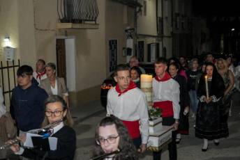 Fotogalería Ofrenda de los Cirios en Santa María La Real de Nieva 7 Ofrenda de los Cirios en Santa Maria la Real de Nieva