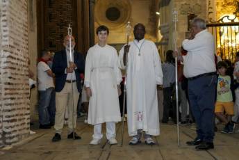 Fotogalería Ofrenda de los Cirios en Santa María La Real de Nieva 28 Ofrenda de los Cirios en Santa Maria la Real de Nieva